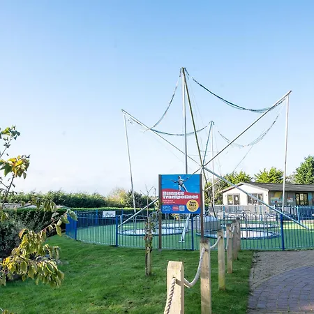 Elite Blue Luxury 3 Bedroom Newquay, Cornwall *