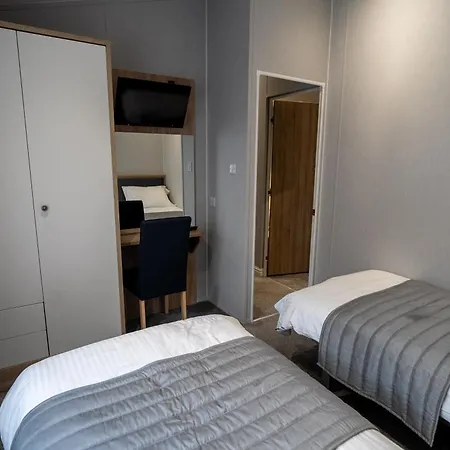 Elite Blue Luxury 3 Bedroom Newquay, Cornwall